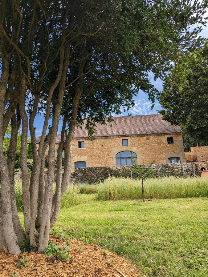 La Grange Symphorine, Chambre D'Hotes De Charme Situee Entre La Vallee De La Dordogne Et La Vallee De La Vezere Meyrals Экстерьер фото